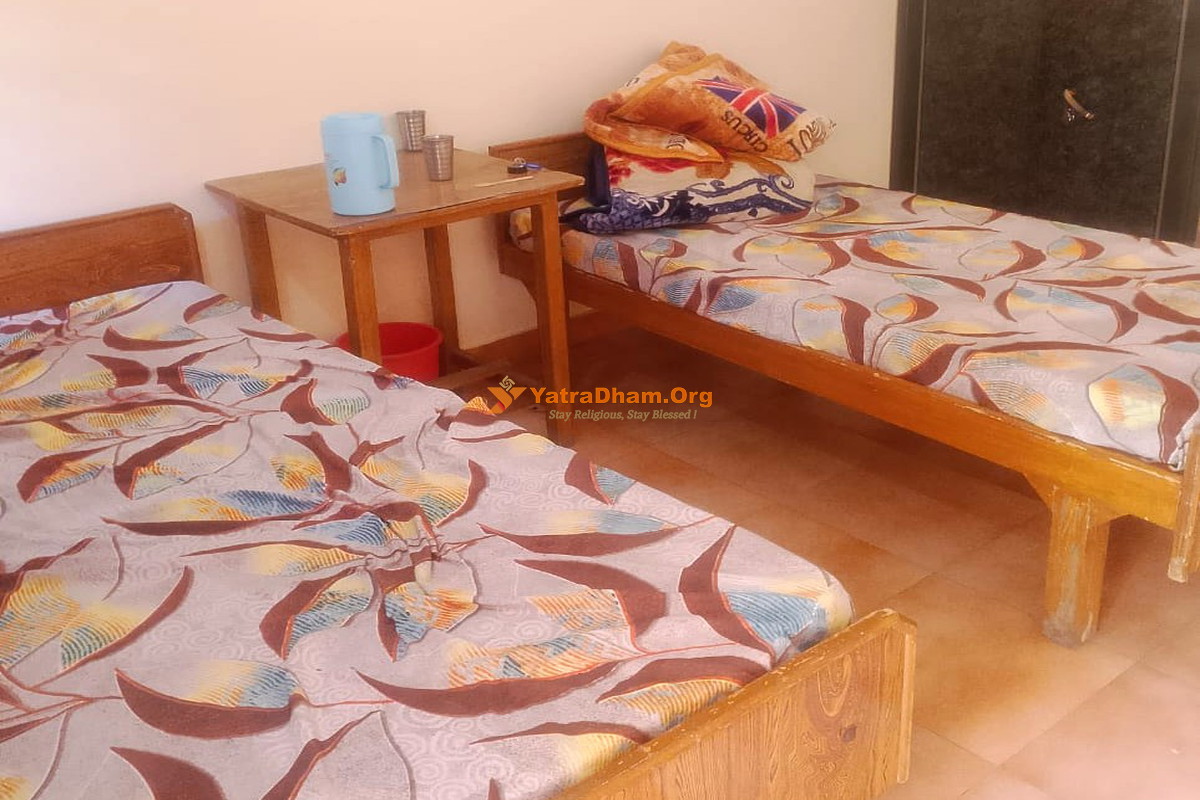 Yoga Niketan Trust Uttarkashi 2 Bed Room View