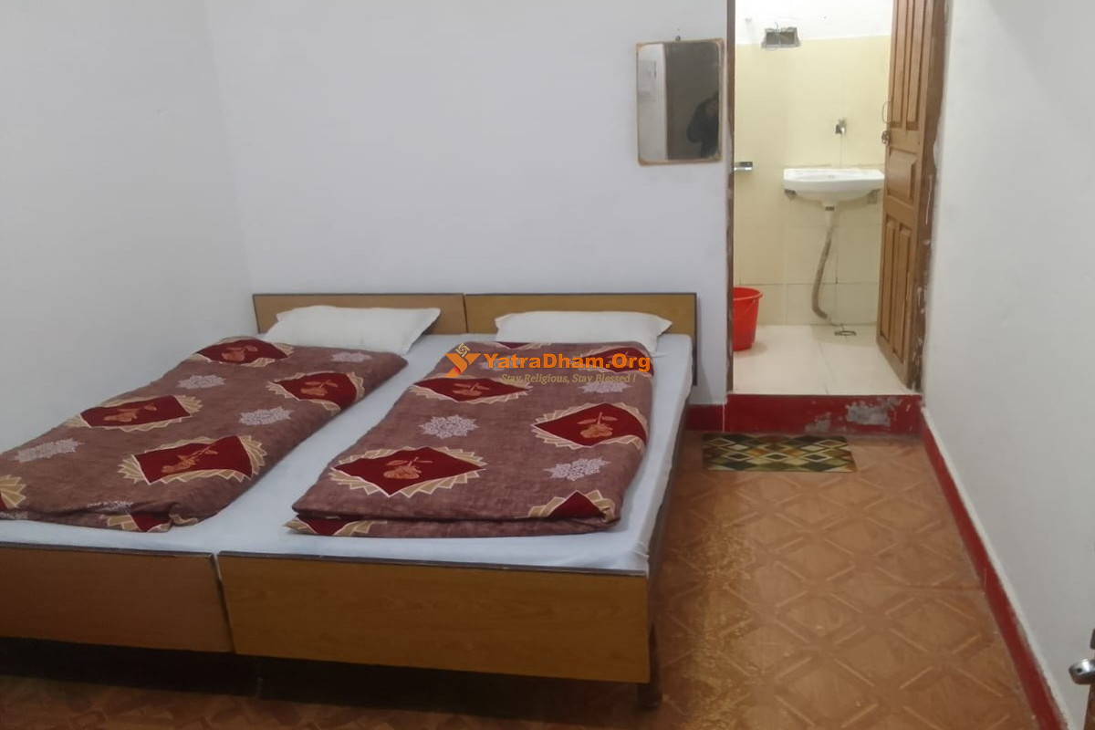 Hotel Himdarshan Ranachatti Yamunotri  3 Bed Room View