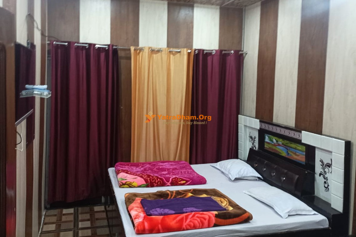 Hotel Aswal Barkot Yamunotri 2 Bed Room